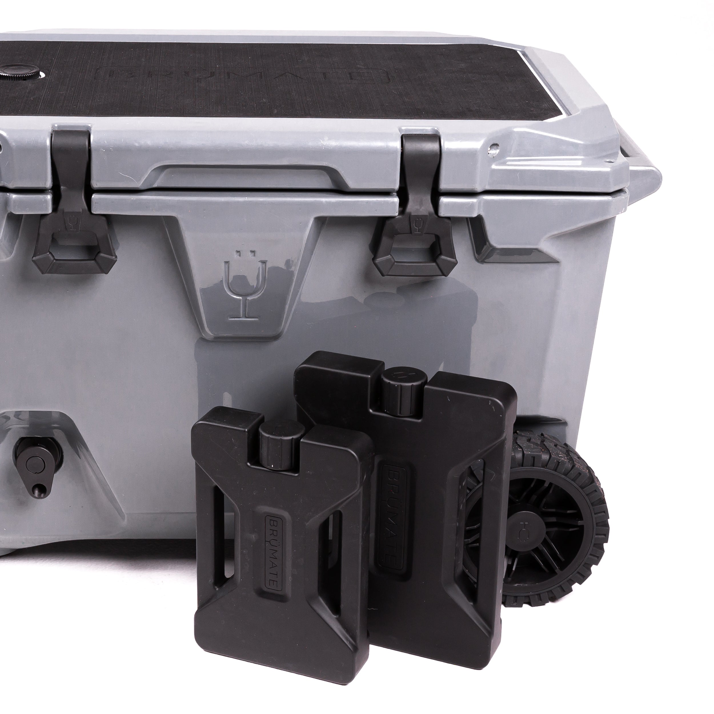 BrüTank 55-Quart Double Drink Holder Cooler Bundle | Charcoal - Image 3